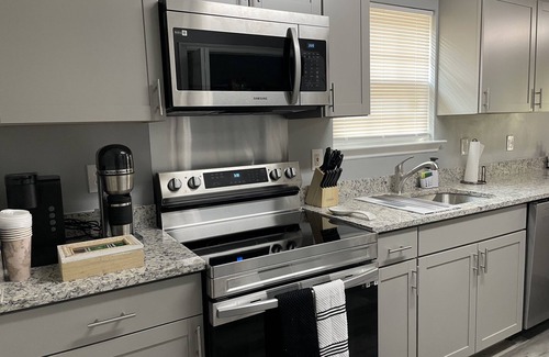 Chattanooga House | Downtown/newly remodeled 3bed/2bath home.