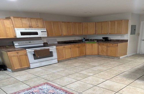 Central Business District Apartment | Downtown Oasis 10 mins from Prudential Center!