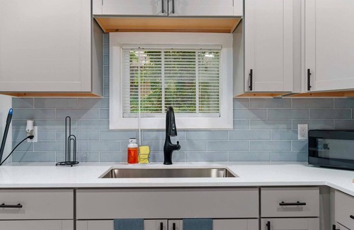 Lake Eola Heights House | Downtown Orlando 1BR Peaceful + Convenient