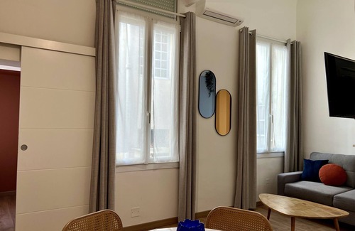 Mazarin Quarter Apartment | Downtown, Quiet, Comfortable and Air-conditioned (2 Bedrooms)