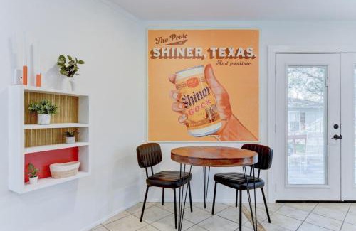 Wimberley House | Downtown - Shiner Bungalow at Beer Ranch Project