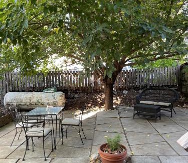 Sonora House | Downtown Updated Craftsman, Pet Friendly