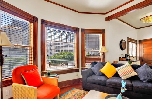 Cortez Hill House | Downtown Victorian 2 Bedroom with Balcony!