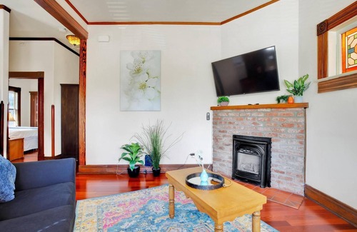 Cortez Hill House | Downtown Victorian 2 Bedroom with Balcony!
