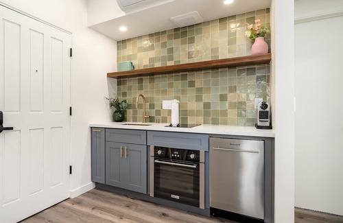 Pismo Heights Apartment | Downtown View Suite at Pismo Beach Club