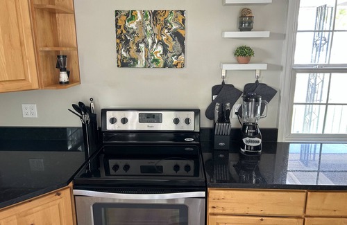 Malad City House | Downtown w/3 Bedrooms, Fenced Yard & Playground - Kid Friendly!