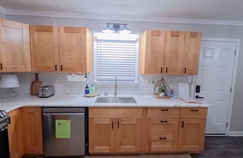 Woodstock House | Downtown Woodstock Get Away