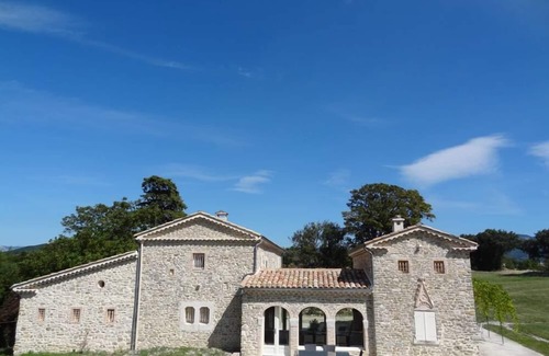 Cleon-d'Andran House | Drôme provençale quiet country house