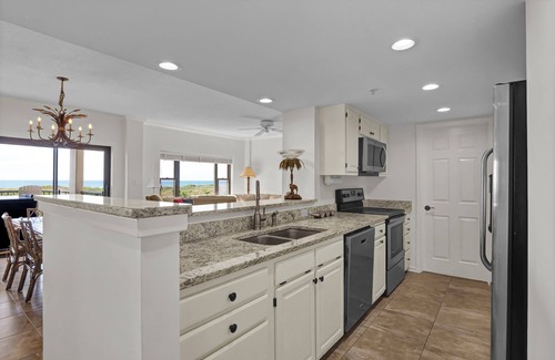 Shell Island Condo | DR 2103 - Beautifully updated condo with pool, tennis, and elevator