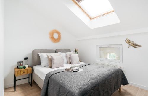 Old Town Apartment | Dragonfly Old Town Apartment - LoftAffair