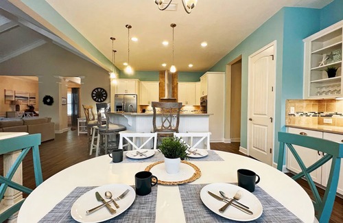 Vilano Beach House | Dream Beach Haven! Rambler, Heated Pool, Beachside