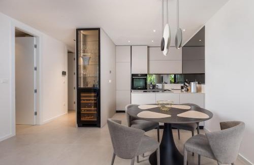 Icici Apartment | Dream by the sea