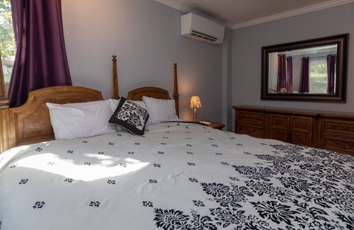 Town of Varick Cottage | Dream Catcher: Sunset Views + Wine Trail Retreat!
