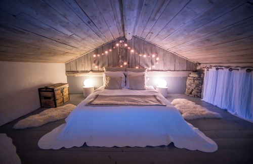 Seez Bed & Breakfast | DREAM CHALET