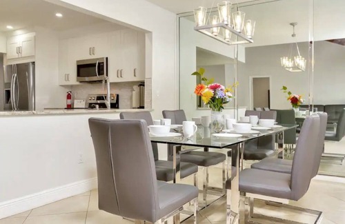Boca Raton House | Dream House w/Huge Private Yard/Pool/Spa Game Rm