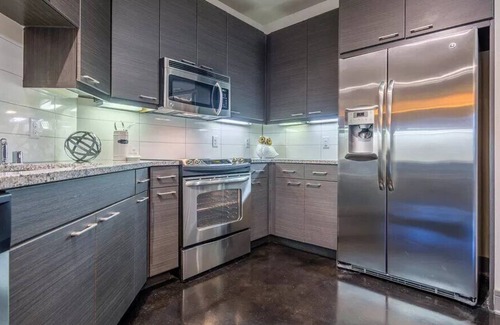 Dallas Design District Apartment | Dream Suites Dallas