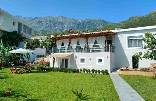 Dhermi House | DreamAdes House