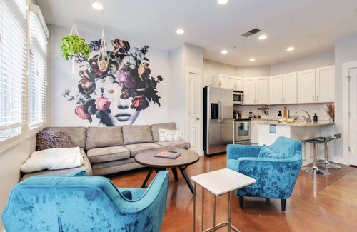 West End Condo | Dreamscape: King Beds & Keyless Entry Near Music Row – A Stunning Nashville Escape!