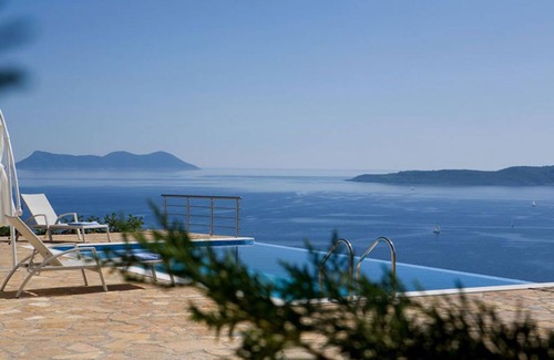 Patras Villa | DREAMVIEWVILLAS LUXURY VILLAS LEFKADA