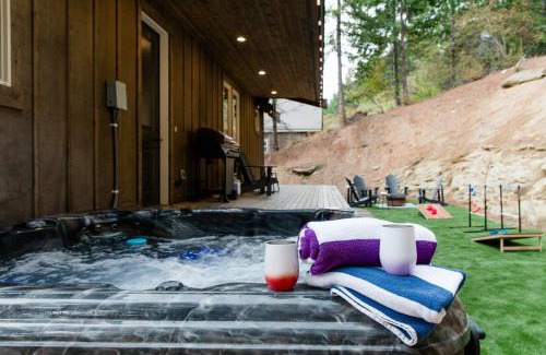 Ronald House | Dreamy Views, Pool Access, Game Room, Fire Pit