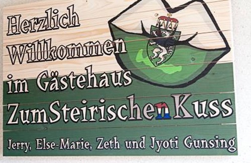 Aich Cottage | Dreibettzimmer mit Dusche od. Bad, WC - Gästehaus Zum Steirischen Kuss