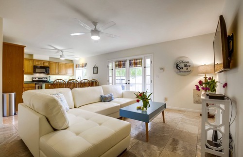 Beach Barber Tract House | Driftwood at Windansea Beach, your perfect getaway!