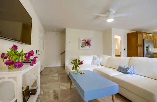 Beach Barber Tract House | Driftwood at Windansea Beach, your perfect getaway!