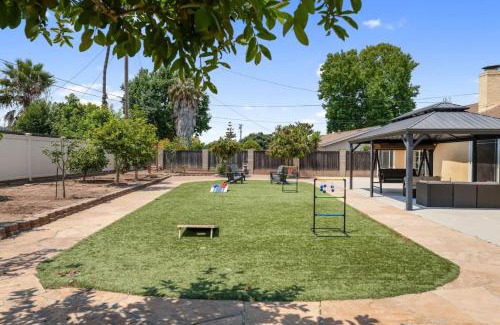 Goleta House | Driftwood Club - 4bd, Pet Friendly, Tennis Courts, Games
