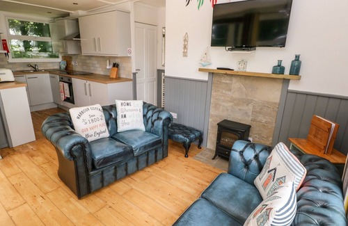 Roch Cottage | Driftwood