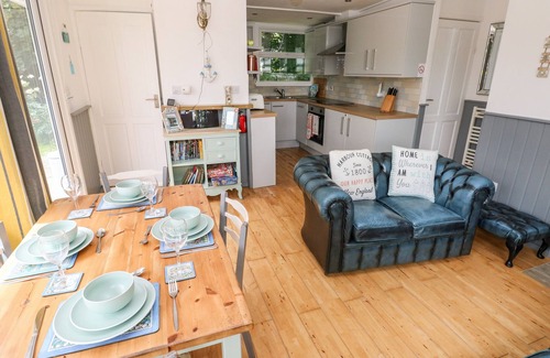 Roch Cottage | Driftwood