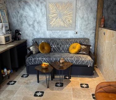 Bastide Saint-Louis Apartment | Drissia&Othman Atipik