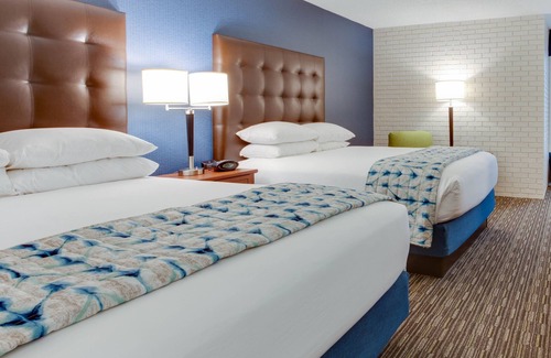 Larkwood Hotel | Drury Inn & Suites Nashville Airport