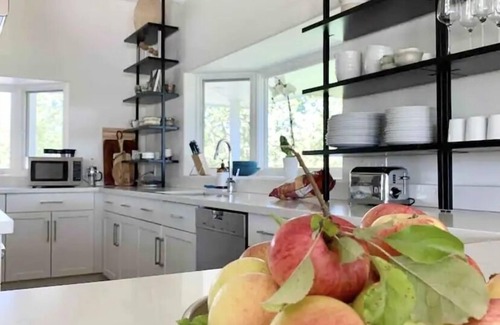 Healdsburg House | Dry Creek Wonderland - Absolute Perfection in Healdsburg