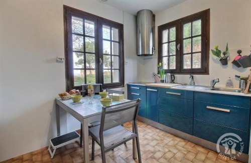 Lancieux House | Du corps de garde