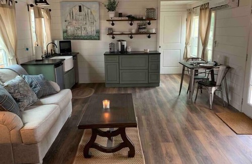 Waco Cabin | Dub's Barn 17min to Magnolia