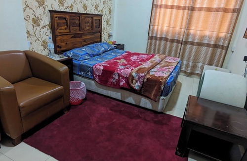 Deira Apartment | - Dubai Deira: Short-Term Rooms, Great Value -Explore Our Options & Reserve Now!
