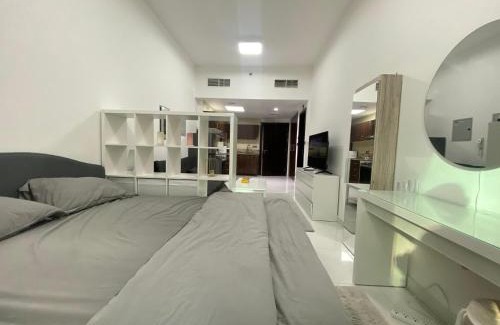 Dubai Apartment | Dubai Silicon Oasis Holiday Homes