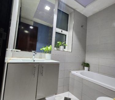 Dubai Apartment | Dubai Silicon Oasis Staycation