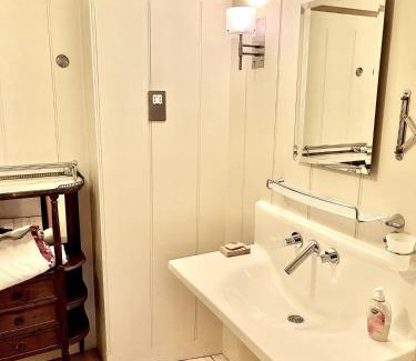 Ballsbridge House | Dublin Charm on Baggot Lane