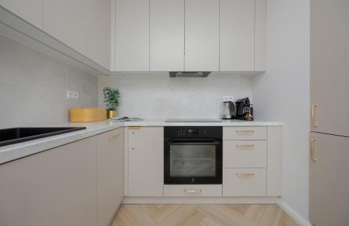 Muranow Apartment | Dubois Warszawa by Solarento