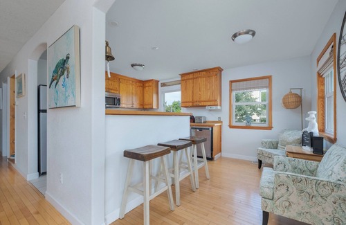 Duck House | Duck beach cottage with ocean and sound views and private pool