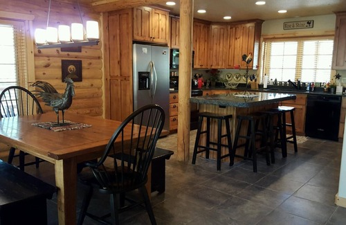 Meadow View Heights Cabin | Duck Creek Village Mountain