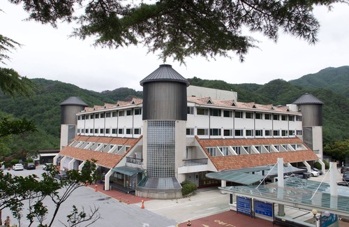 Buk Hotel | Dukgu Oncheon Hotel