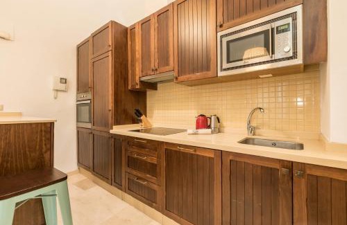 San Gil Apartment | Dumonde Parking