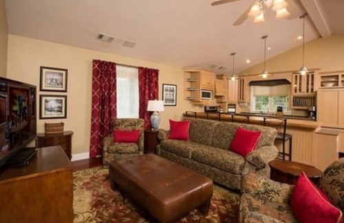 Murphys Bed & Breakfast | Dunbar House Inn and Event Property