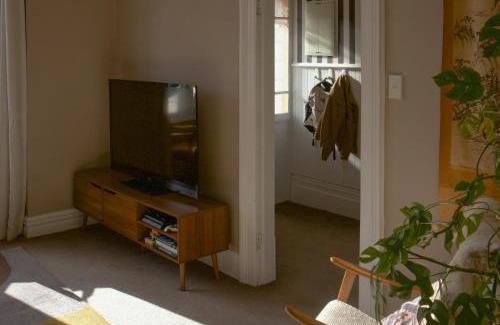 Kaikorai House | Dunedin delight - sunny, stylish villa