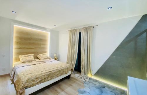 Quartier Administrations Apartment | Duplex 120m2 terrasse vue sur Nîmes