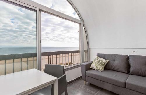 Marseillan Plage Apartment | Duplex 3 pièces à Marseillan, 2 chambres, 6 pers, proche plage - FR-1-326-739