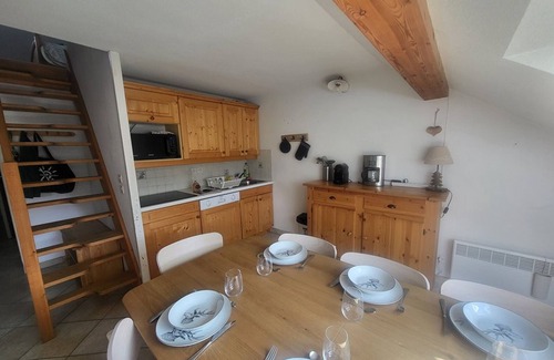 Montgenevre Apartment | Duplex 3 Rooms, 6 Guests, Garage, Near Slopes & Shops, South Balcony