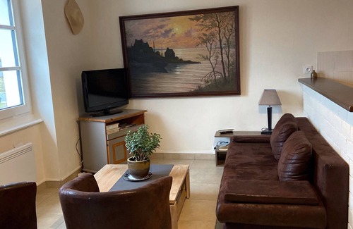 Roscoff Apartment | Duplex apartment 200m from the beach and thalassotherapy centre